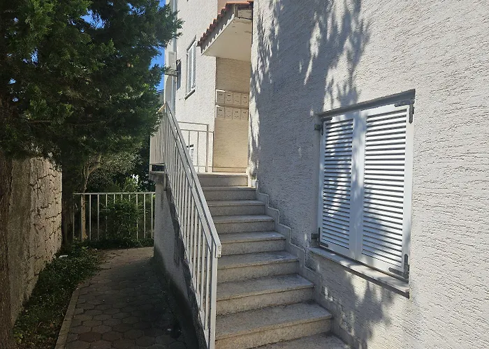 Atemberaubendes Nur 50 Meter Zum Mit Meerblick Lejlighed Novi Vinodolski