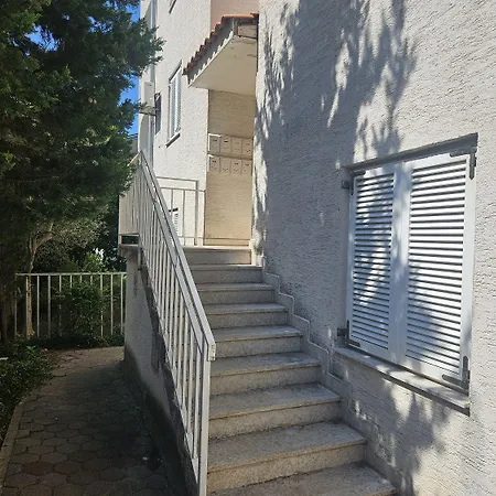 Atemberaubendes Nur 50 Meter Zum Mit Meerblick דירה נובי ווינודולסקי